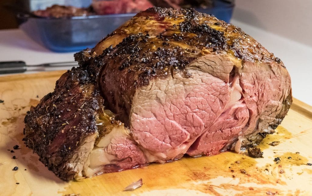 how-to-buy-and-cook-beef-for-christmas-dinner-all-things-christmas